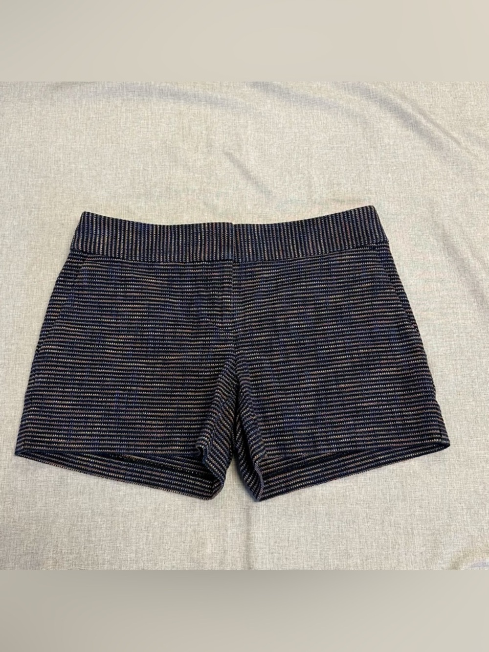 LOFT Shorts Size 00